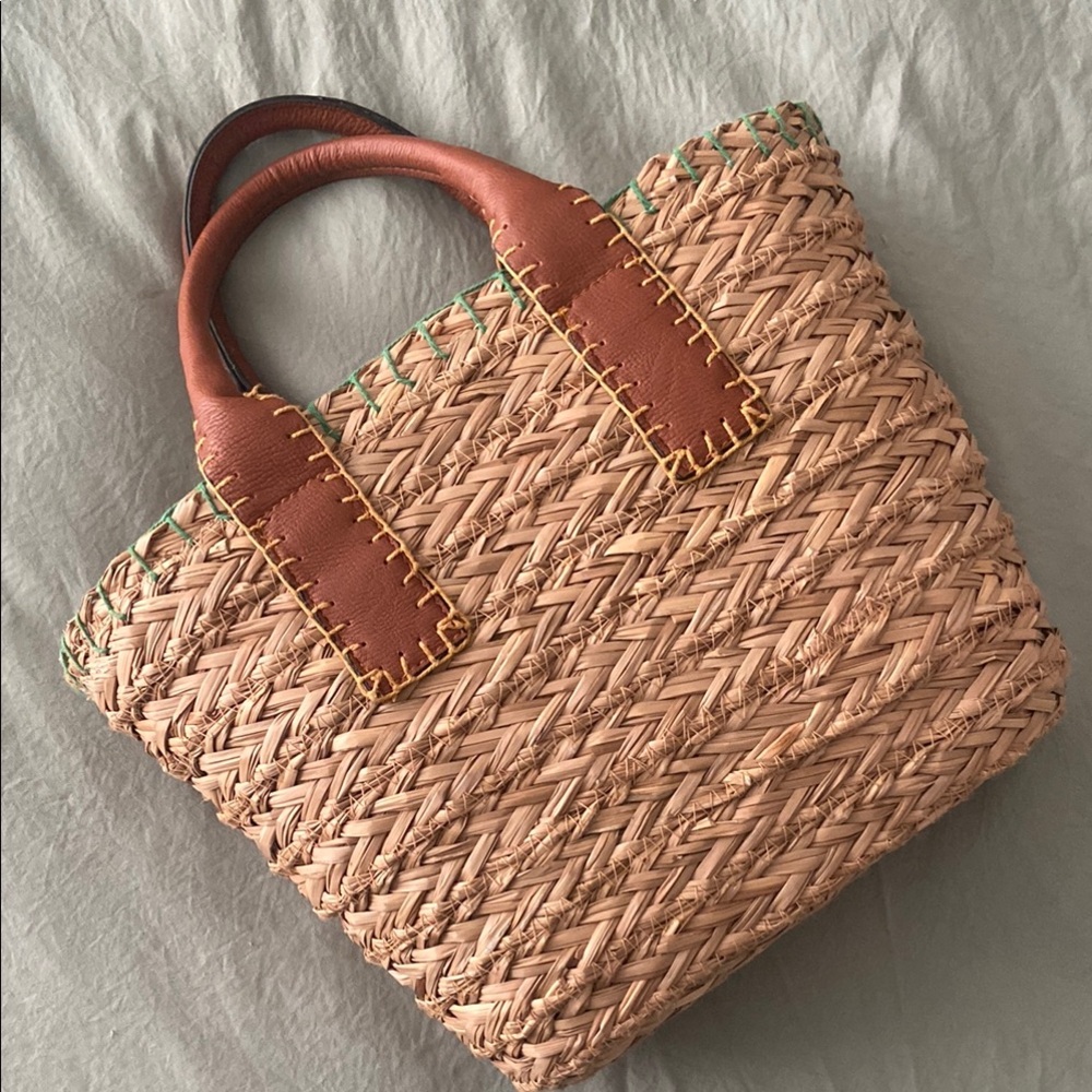 Universal Thread Tan and Brown Woven Tote